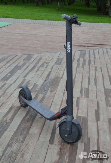 Электросамокат Ninebot KickScooter E22