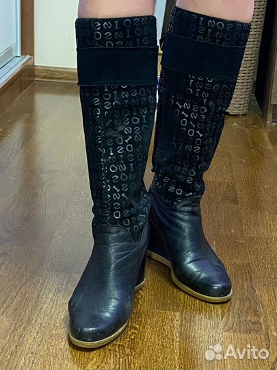 Сапоги кожанные 40р на танкетке