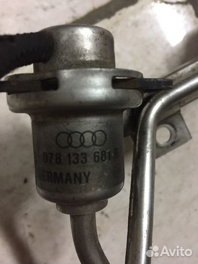 Топливная рампа Audi A8 D2