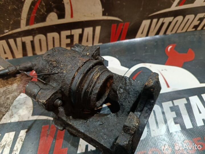 Суппорт тормозной передний левый Audi A3 8L