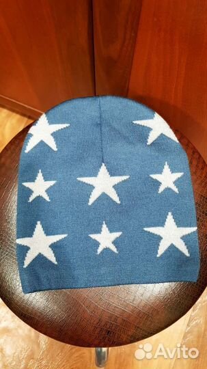 Комплект на девочку шапка 52-54 новые