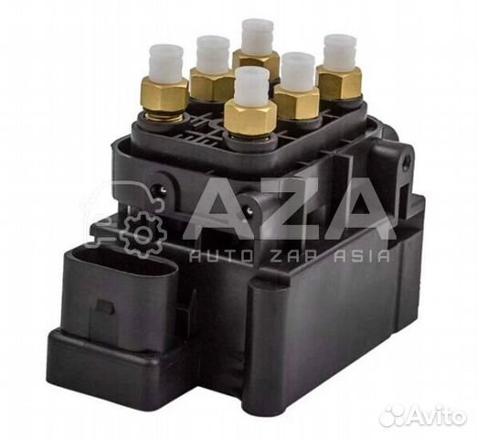 Блок клапанов пневмоподвески VW Touareg 2002-2010