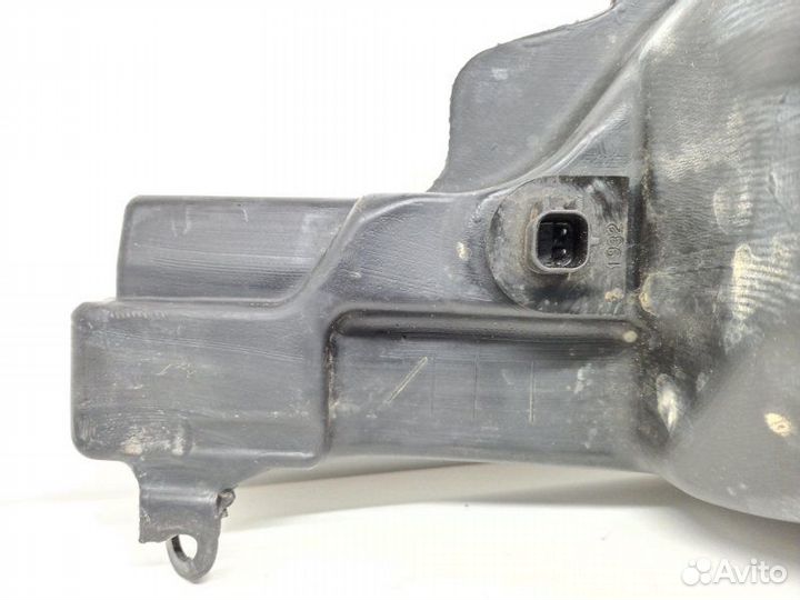 Бачок омывателя Dodge Ram 5.7 2018