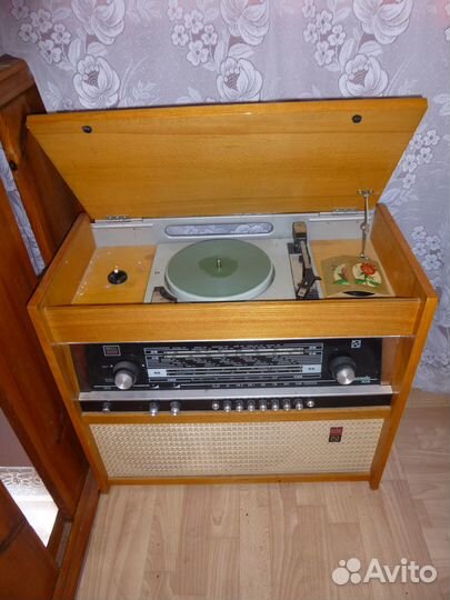 Радиола Rigonda 102