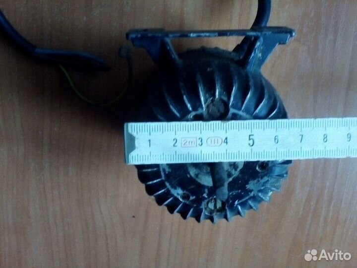 Электромотор 220 вольт 6 ватт 1200 об/мин рабочий