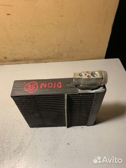 Радиатор кондиционера салона Mitsubishi Dion CR6W