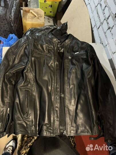 Мотокуртка кожаная с защитой
