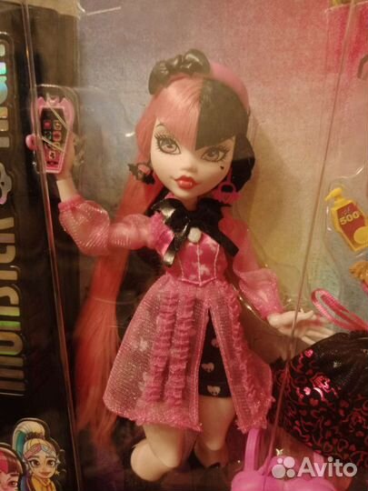 Куклы монстер хай Дракулаура третье поколение