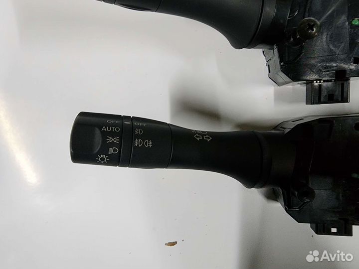 Переключатель подрулевой Nissan Teana