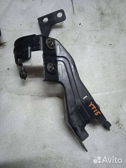 Крепление гура для Dodge Charger LD