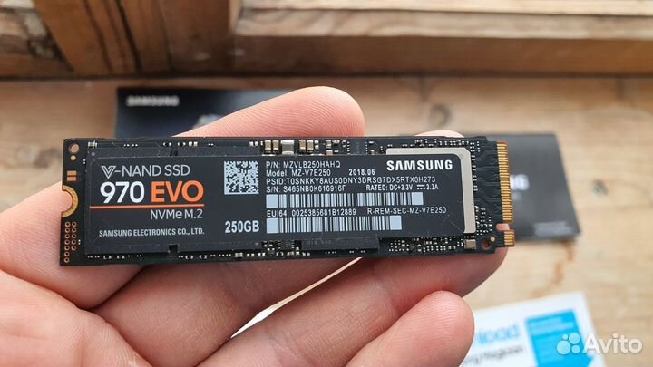 250 гб SSD M.2 Samsung 970 EVO