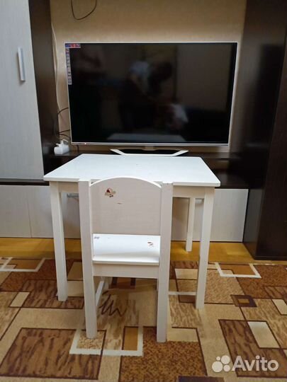 Детский стол и стул