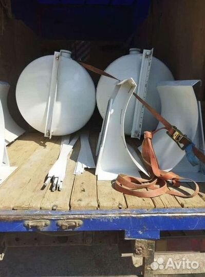 Водобак автобетоносмесителя