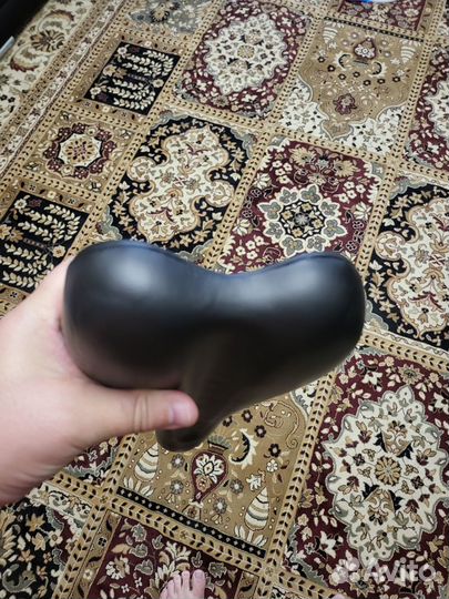 Седло для велосипеда кожаное