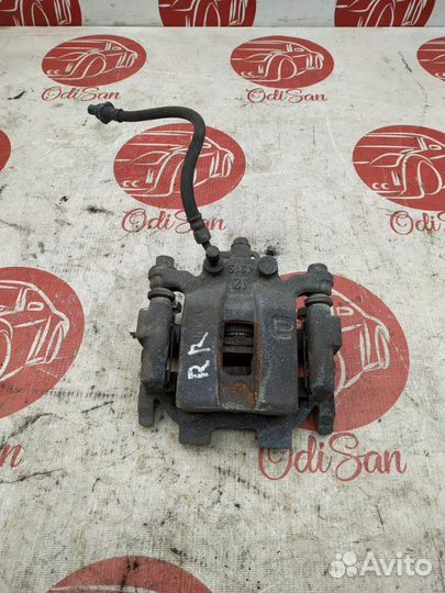 Суппорт тормозной задний правый Infiniti Fx35 S51