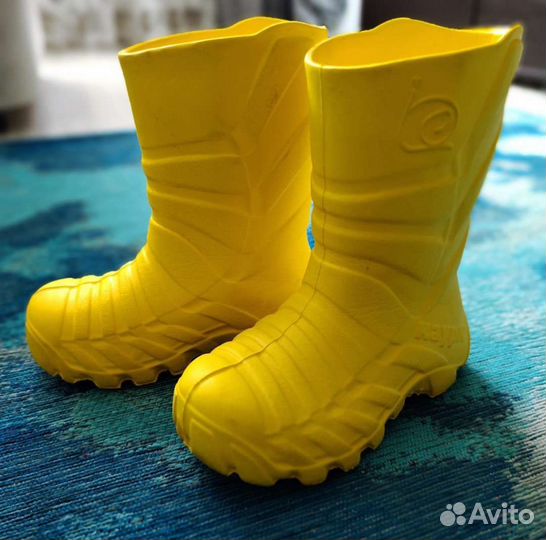 Резиновые сапоги