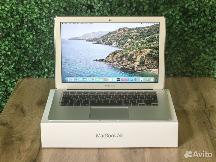 Macbook air 13 2017 идеал на подарок