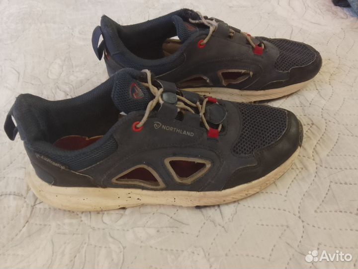 Кроссовки летние подростковые