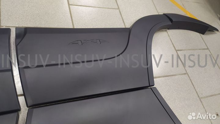 Молдинги Шевроле-Нива Бертоне (с 2009г.)