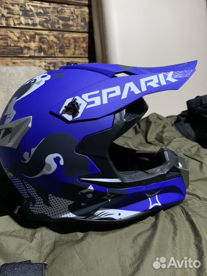 Мотошлем кроссовый