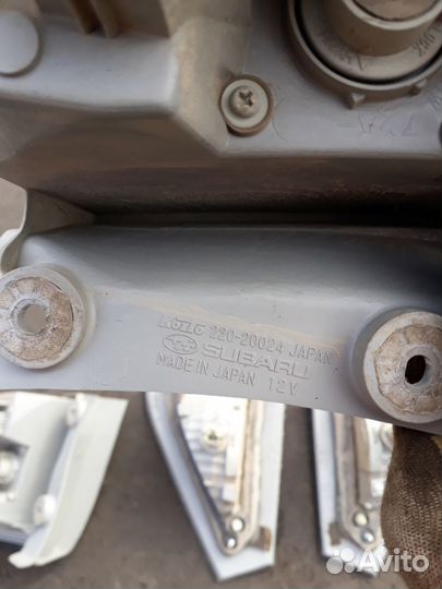 Комплект задних фонарей Subaru Impreza G12