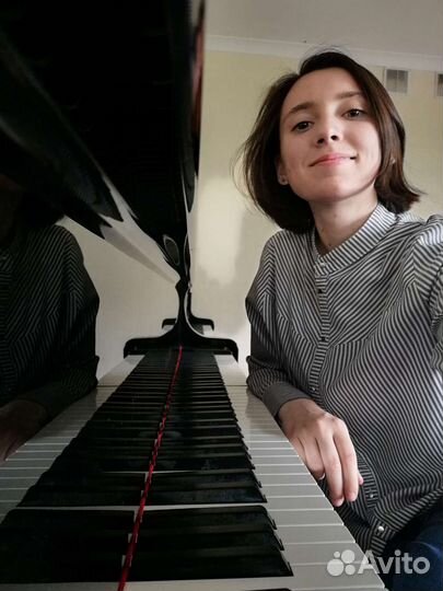 Репетитор по фортепиано и сольфеджио
