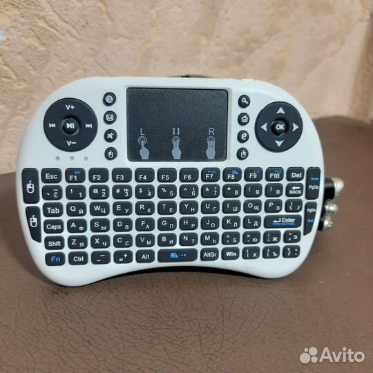 Беспроводная клавиатура Rii Mini i8