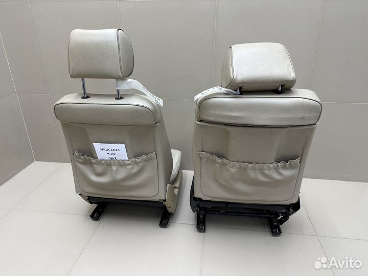 Сиденья (светлая кожа) Mercedes W202
