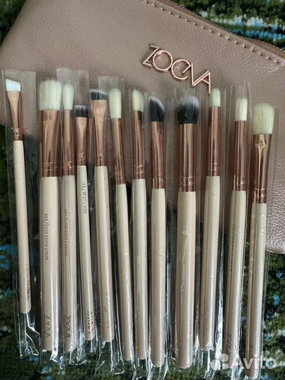 Zoeva набор кистей и косметичка