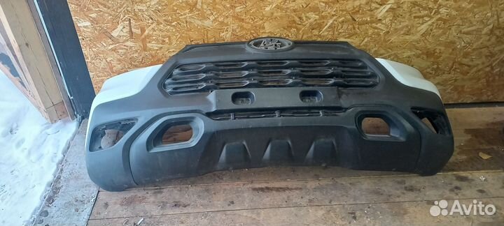 Бампер передний нива тревел