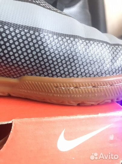 Кроссовки Футзалки nike bravatax 40-41