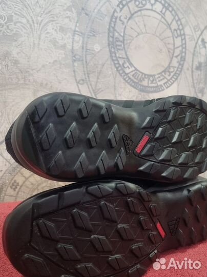 Зимние кроссовки Adidas terrex