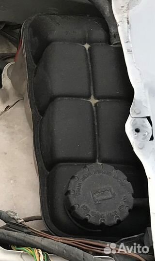 Бачок расширительный Mercedes W210 E-Class