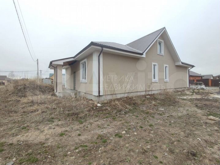 Дом 308 м² на участке 7,5 сот.