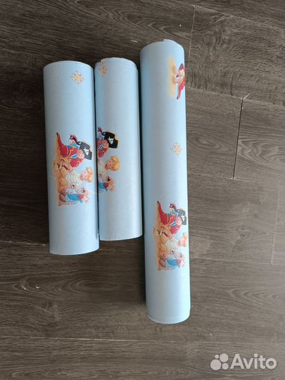 Остатки детских обоев, голубые с Питером пэном