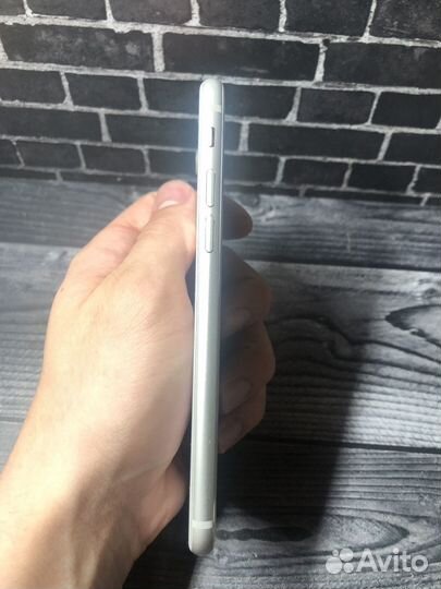 iPhone 8 64gb