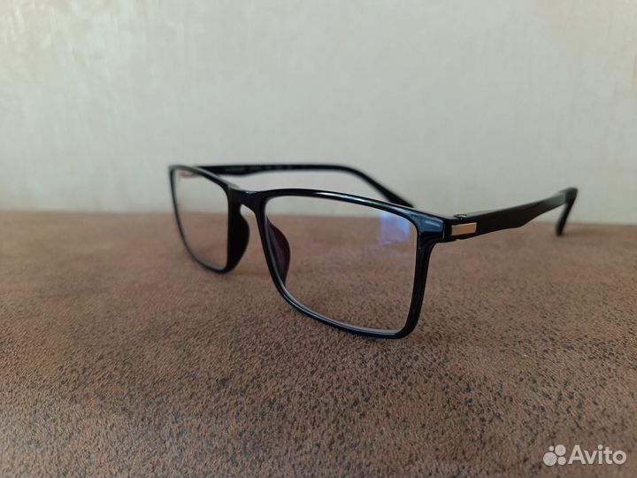 Очки для компьютера и повседневности