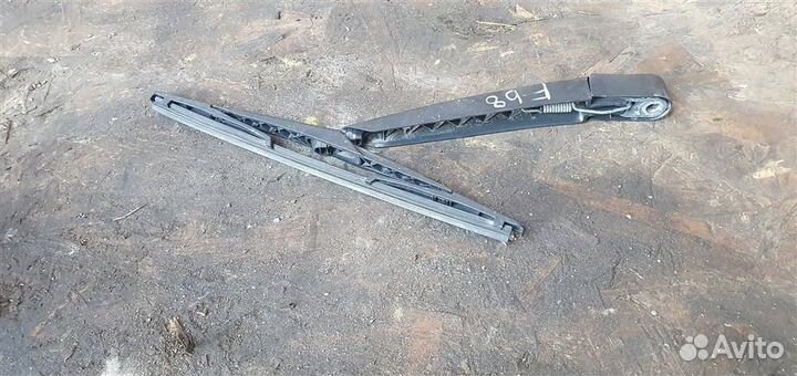 Поводок стеклоочистителя заднего Opel Astra H 200