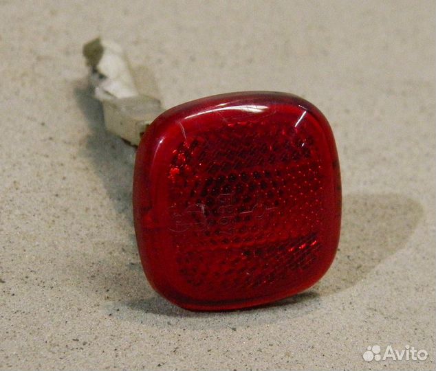 Плафон двери пер. прав. Audi A8 D2