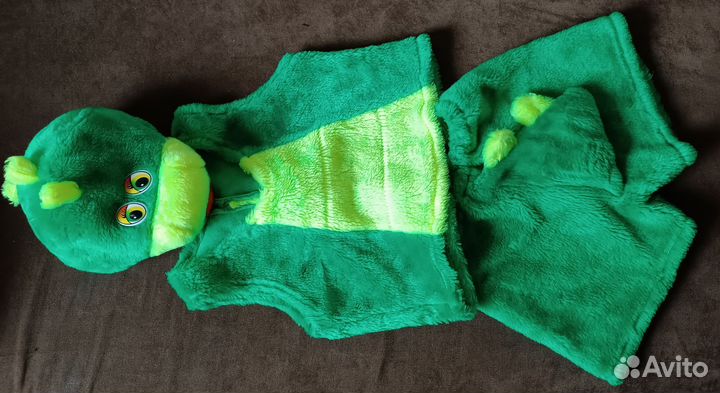 Новогодний костюм гномик и динозавр