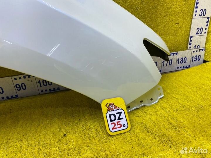 Крыло переднее правое Toyota Land Cruiser Prado