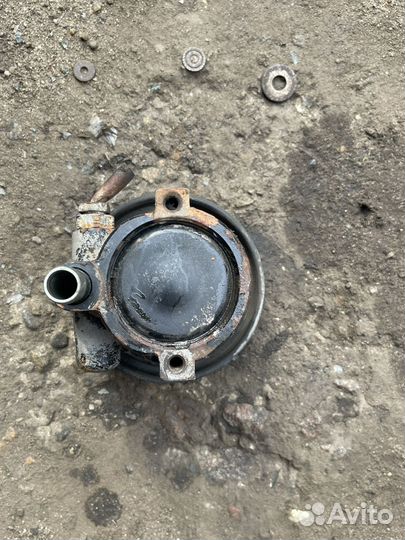 Насос гура Renault Logan 1