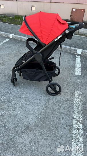 Прогулочная коляска Recaro