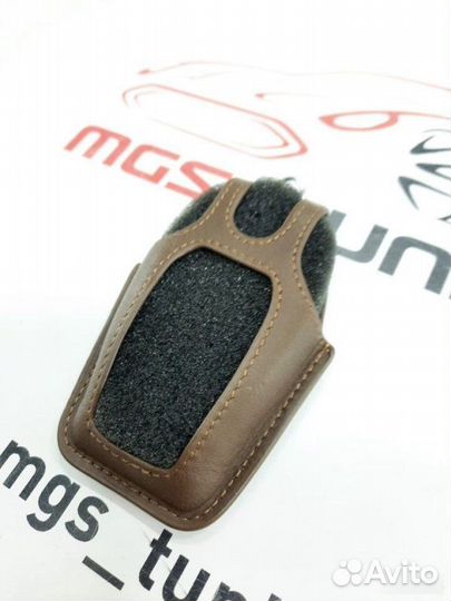 Чехол для ключа BMW с сенсорным экраном коричневый