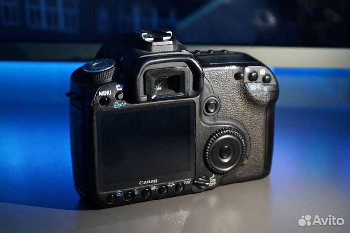 Зеркальный фотоаппарат Canon 50d