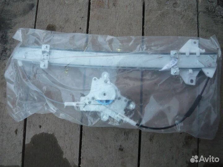 Шевроле ланос стекло.подъемник передний левый