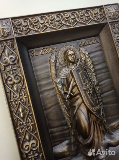 Резная Икона Архангел Михаил