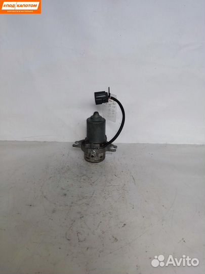 Вакуумный насос Volvo S40 2 2005 08684342