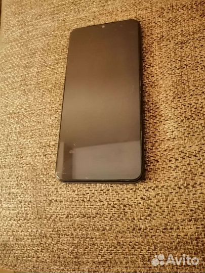 Samsung Galaxy A13, 4/64 ГБ
