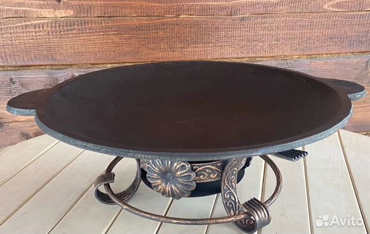 Садж чугунный 35 см с подставкой